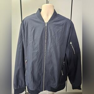 Men's Outdoor Jacket 2XL New Without Tags  100 % Polyester